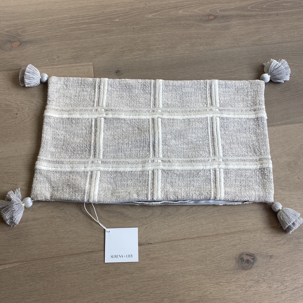 NWT Serena and Lily Ashby Pillow Cover